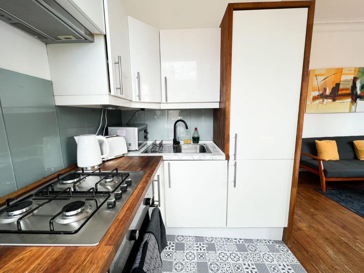 Bohemian 1Br Flat In Abbeyhill Apartment Edinburgh Exterior foto